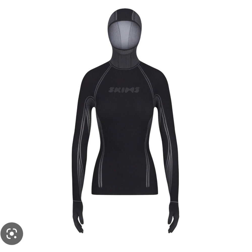 SKIMS first layers top - L